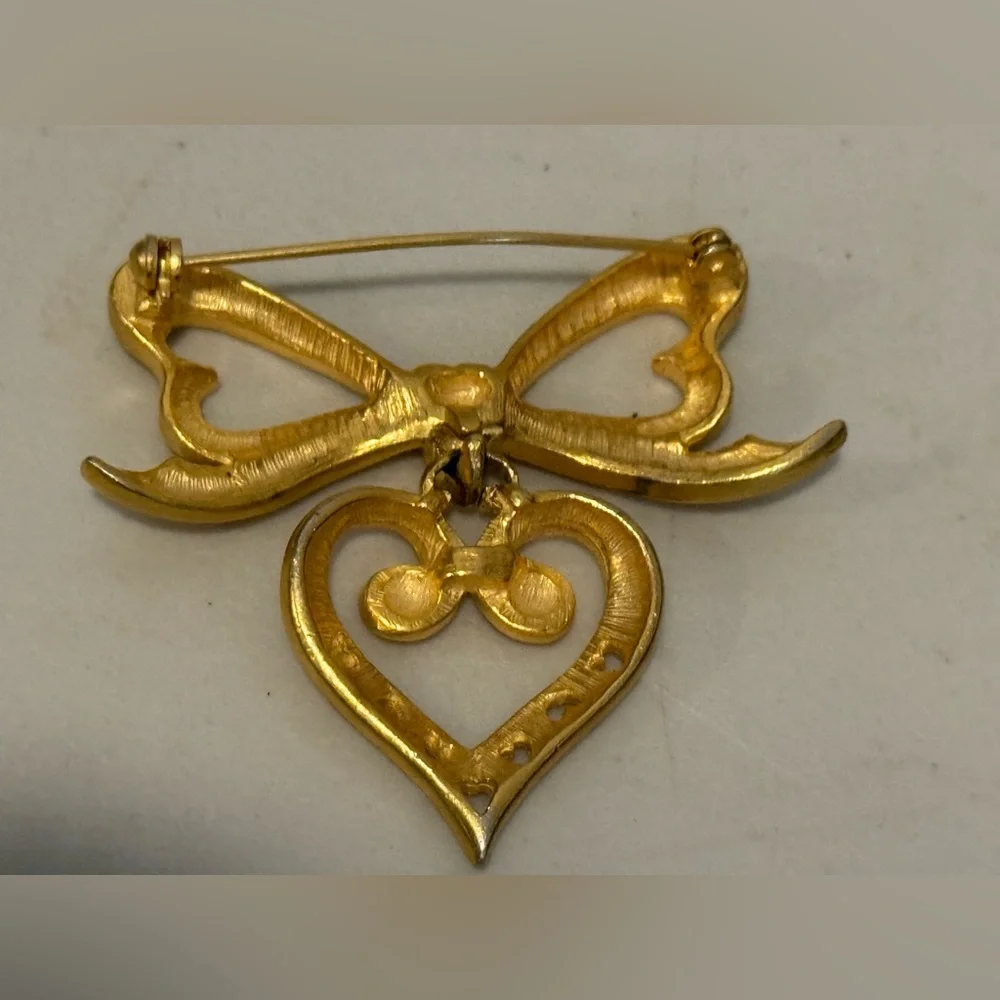Victorian Revival Bow Brooch w Pendant Heart Gold Tn Cut Work Belle Époque 2.25